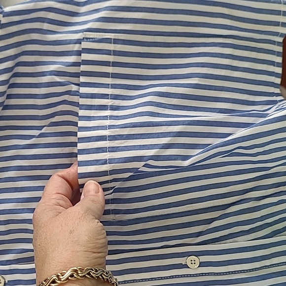CAbi Blue and White Striped Button-up Crop Shirt size Medium - Picture 4 of 9